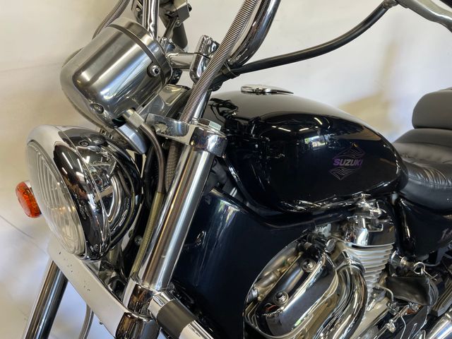 suzuki - vs-600-intruder
