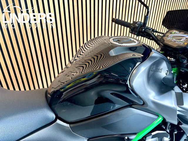 kawasaki - z900-performance