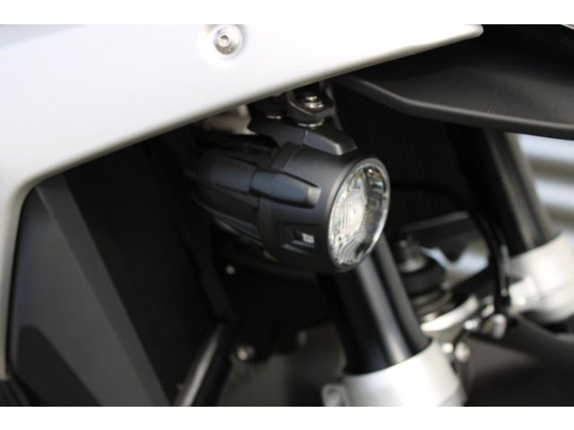 bmw - r-1300-gs