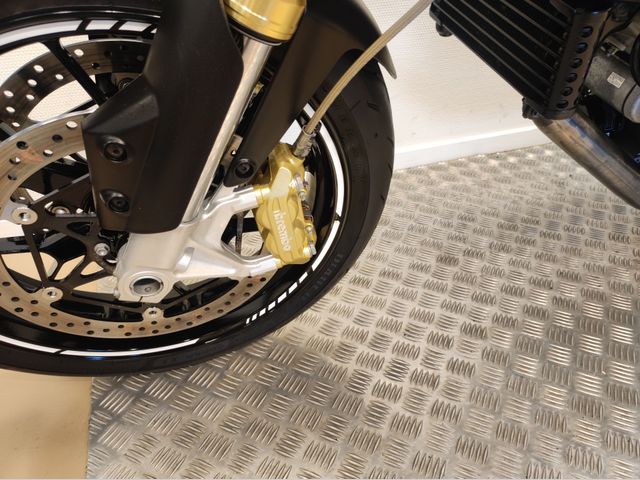 aprilia - dorsoduro-1200