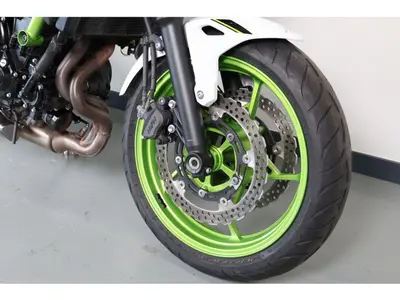 KAWASAKI Z650 – foto 3
