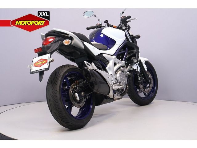 suzuki - gladius