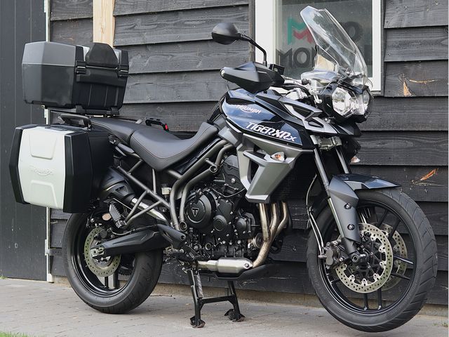 triumph - tiger-800-xrx