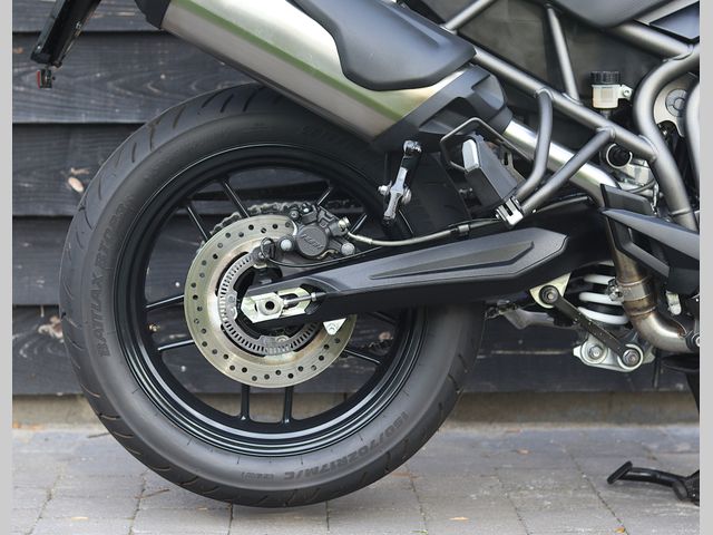 triumph - tiger-800-xrx