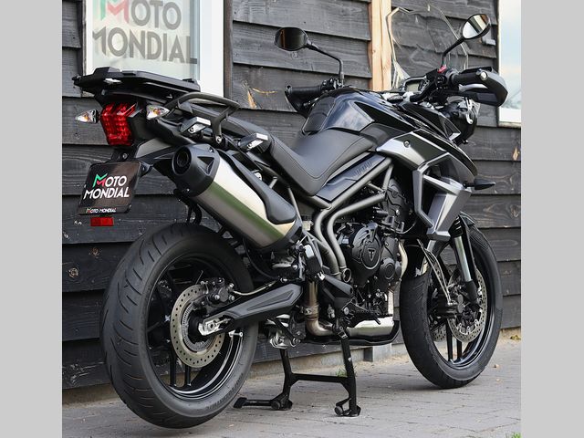 triumph - tiger-800-xrx