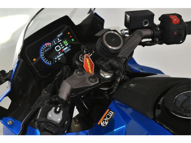 suzuki - gsx-8r