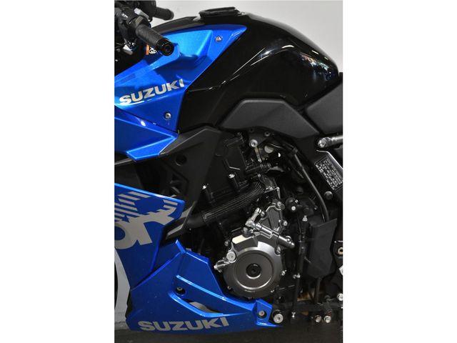 suzuki - gsx-8r