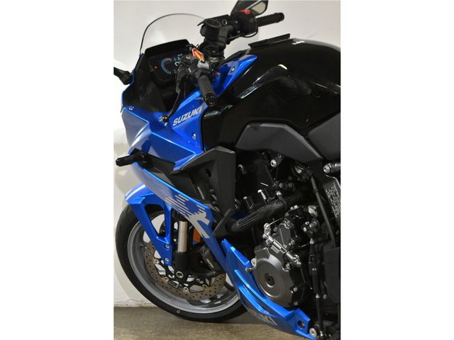 suzuki - gsx-8r
