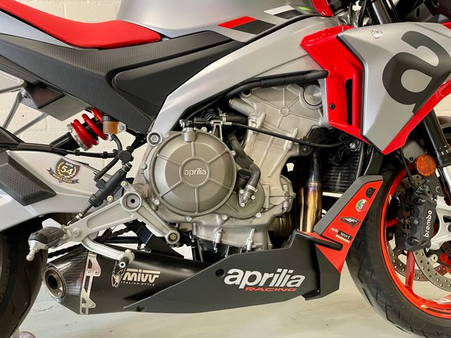 aprilia - tuono-660