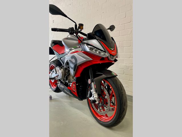 aprilia - tuono-660