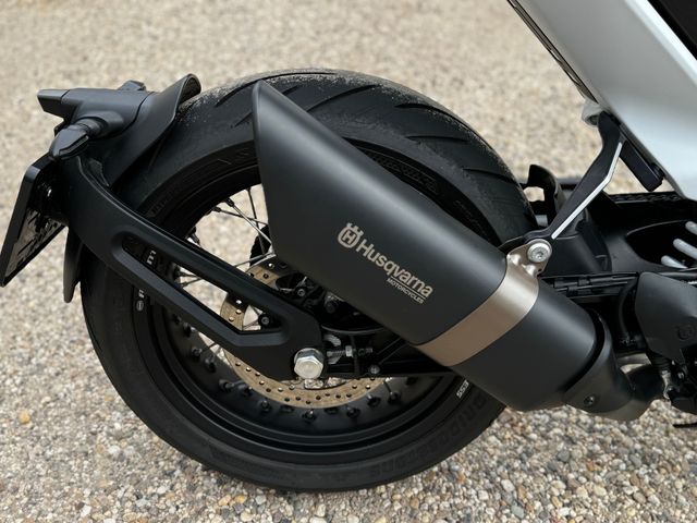 husqvarna - vitpilen-701