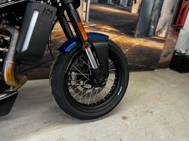 husqvarna - vitpilen-701