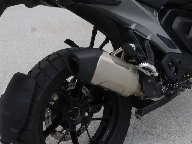 bmw - r-1300-gs