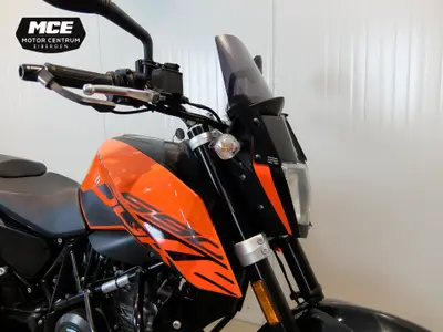KTM 690 DUKE ABS – foto 2