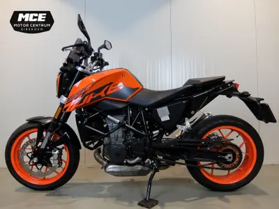 KTM 690 DUKE ABS – foto 3