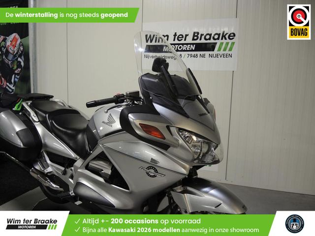 honda - st-1300-pan-european-abs