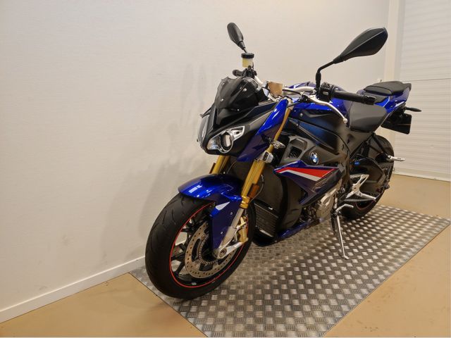 bmw - s-1000-r