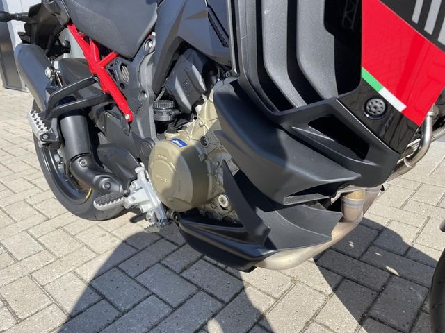 ducati - multistrada-v4-pikes-peak