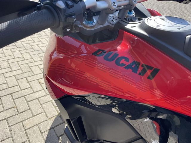 ducati - multistrada-v4-pikes-peak