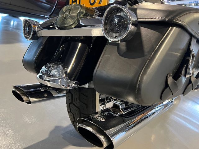 harley-davidson - road-king-classic-flhrc