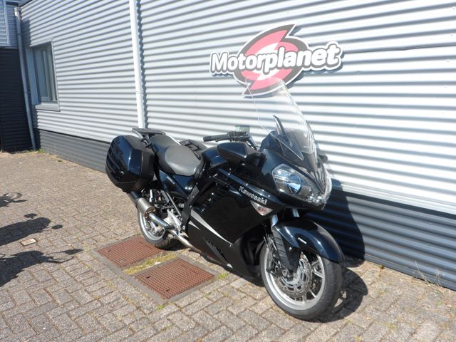 kawasaki - 1400-gtr