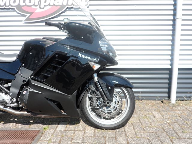 kawasaki - 1400-gtr