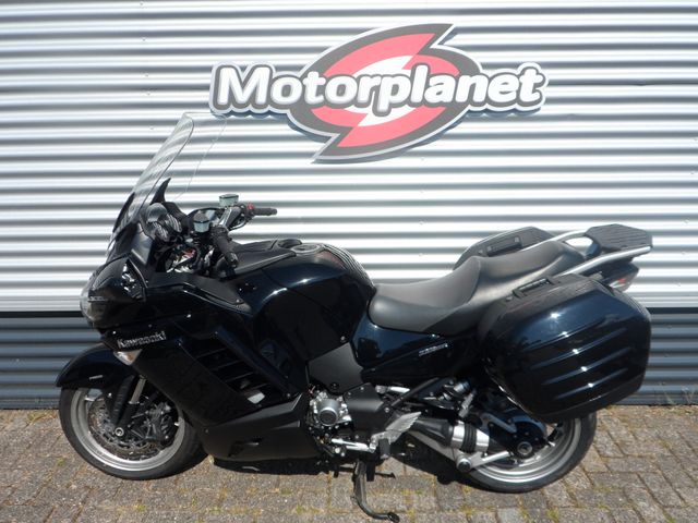 kawasaki - 1400-gtr