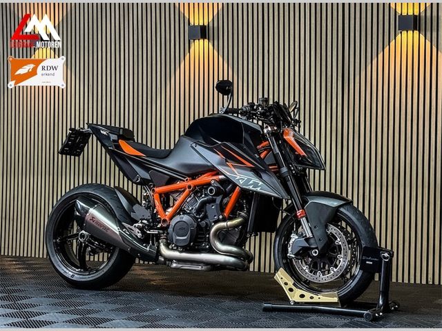 ktm - 1290-super-duke-r