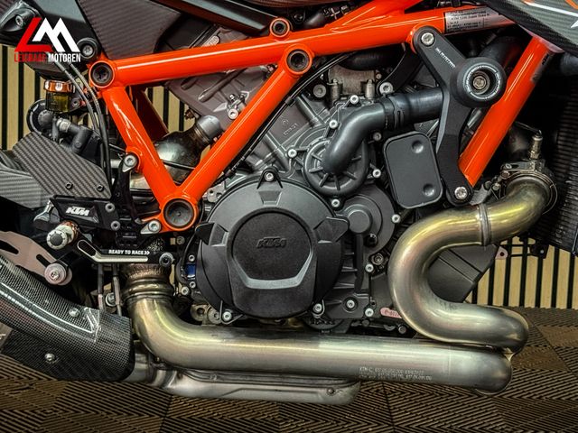 ktm - 1290-super-duke-r