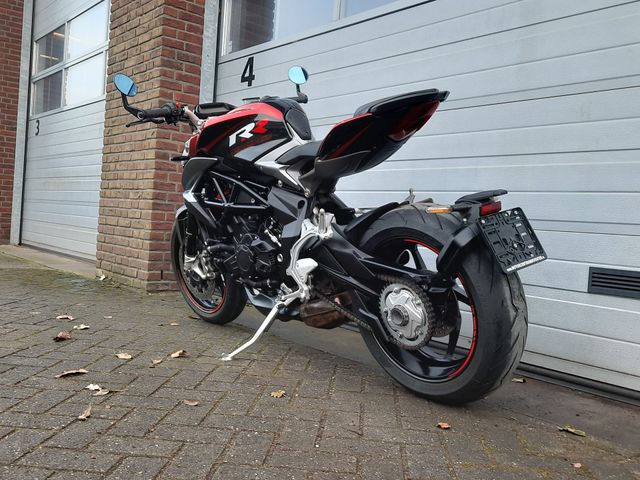 mv-agusta - brutale-800-rr