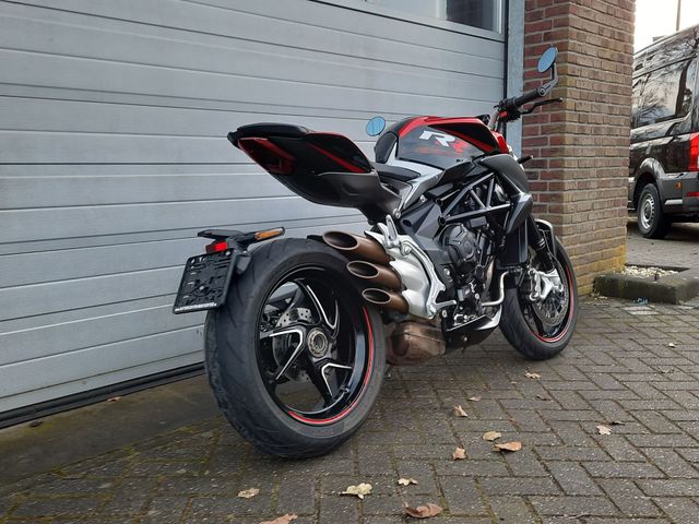 mv-agusta - brutale-800-rr