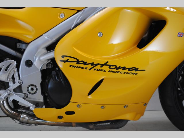 triumph - daytona-t--595