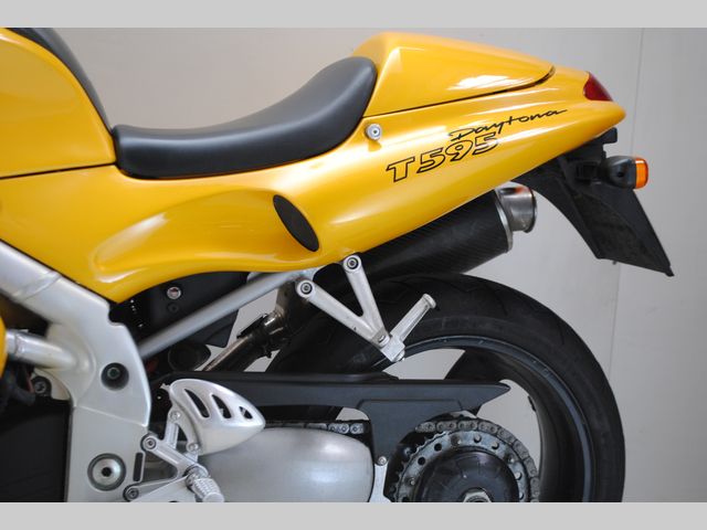 triumph - daytona-t--595