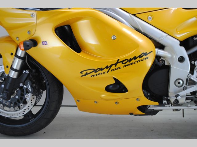 triumph - daytona-t--595