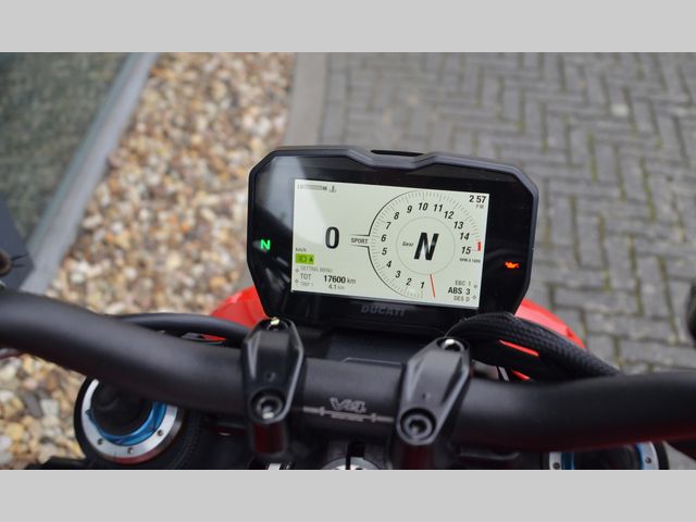 ducati - streetfighter-v4s