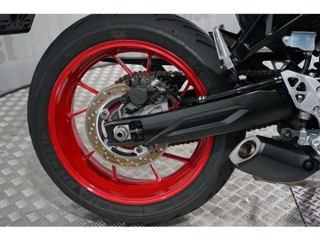 suzuki - gsx-8s