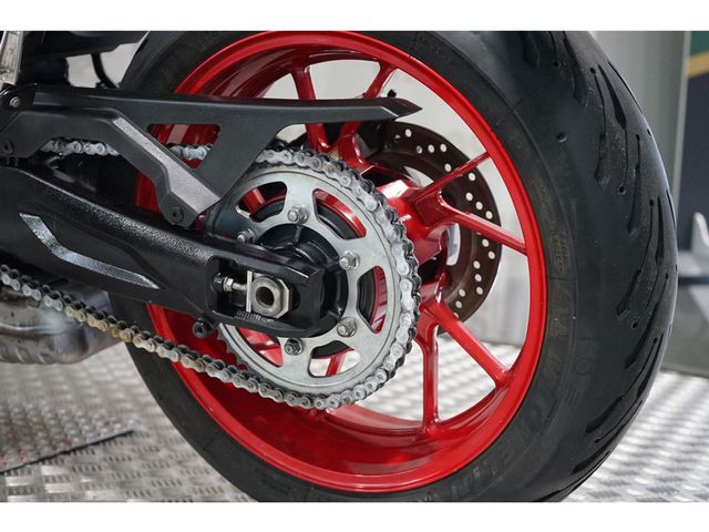 suzuki - gsx-8s