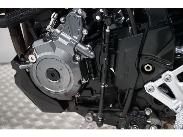 suzuki - gsx-8s