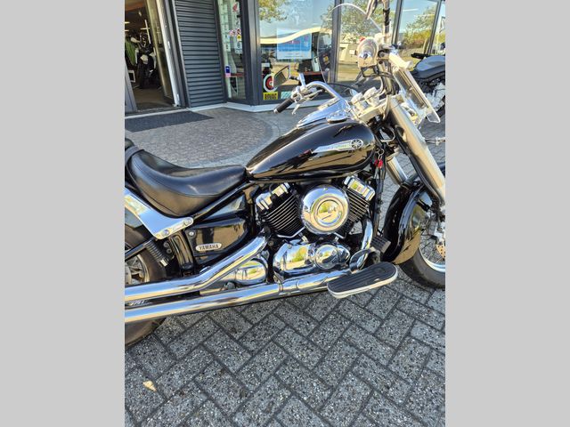 yamaha - xvs-650-dragstar