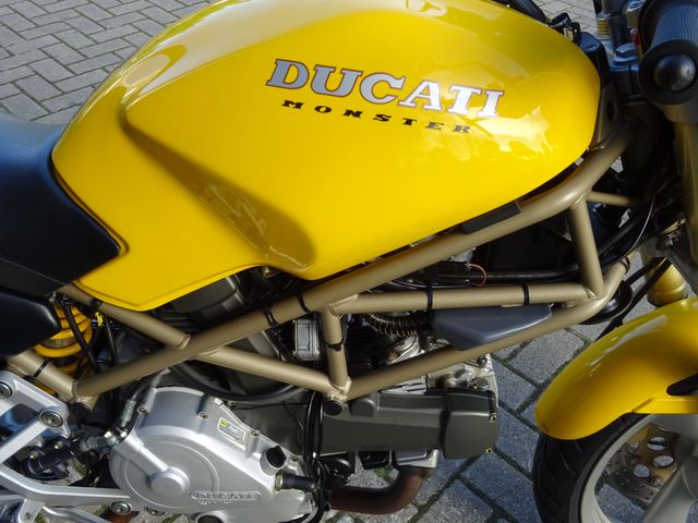ducati - m-600