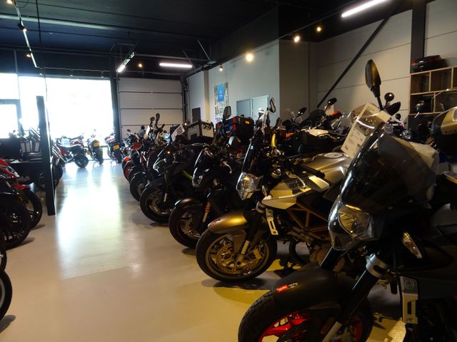 ducati - m-600