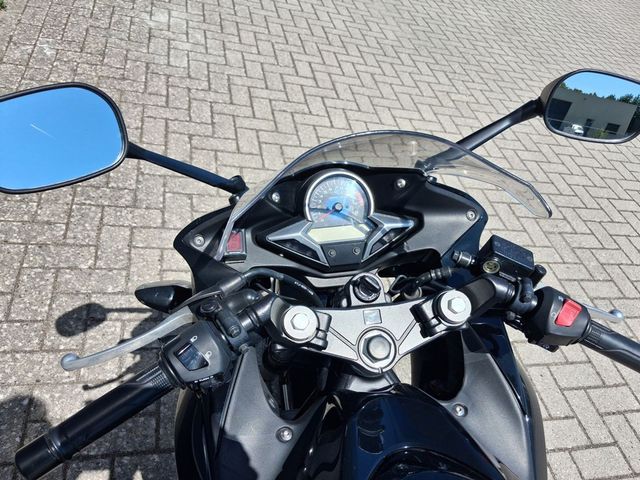 honda - cbr-250-r