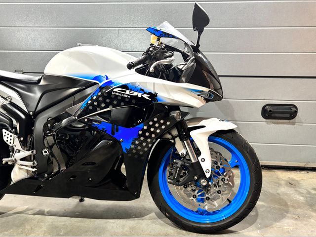 honda - cbr-600-rr