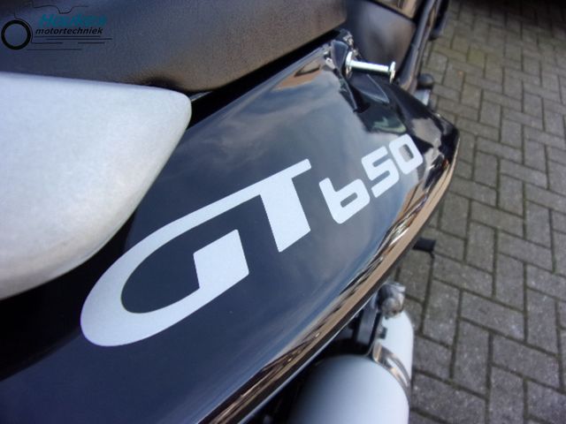 hyosung - gt-650i-naked
