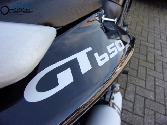 hyosung - gt-650i-naked
