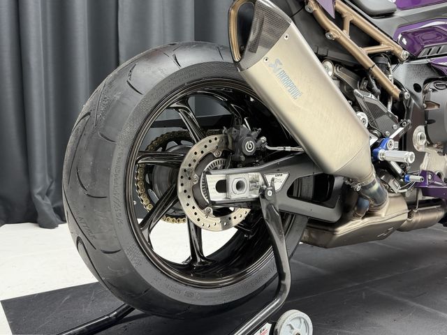 bmw - s-1000-rr