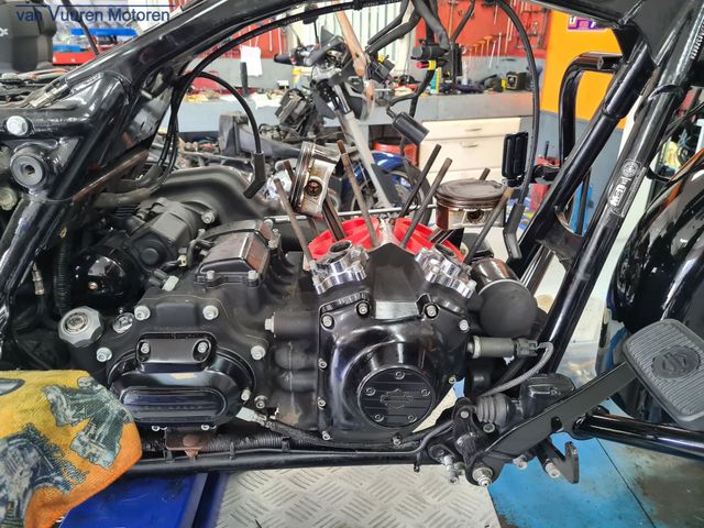 harley-davidson - street-glide-special-flhxs