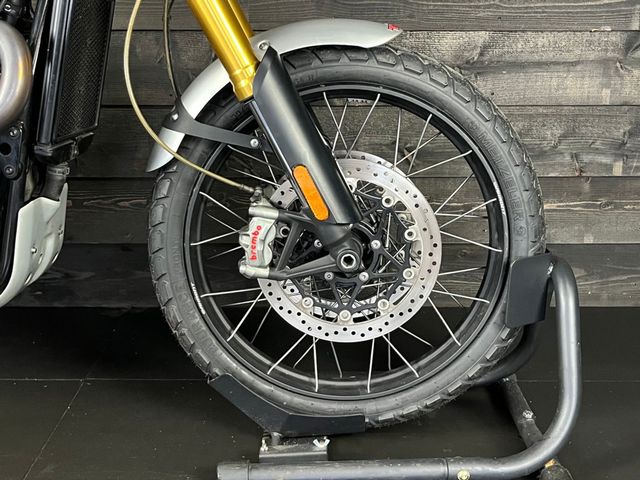 triumph - scrambler-1200-xe