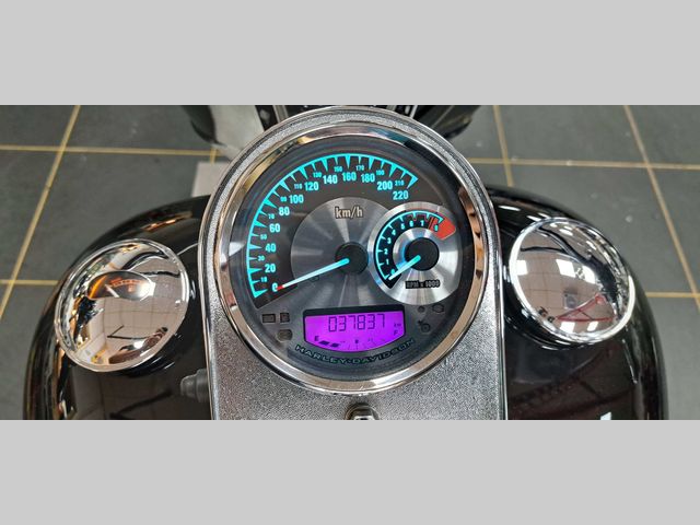 harley-davidson - fat-boy-flstf