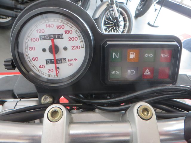 ducati - m-750